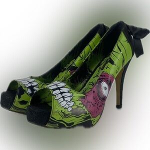 Iron Fist Green Monster Graphic Heels
Women's 11